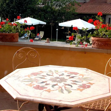 Residenza D'epoca Il Biribino تْشيتّا دي كاستيلّو