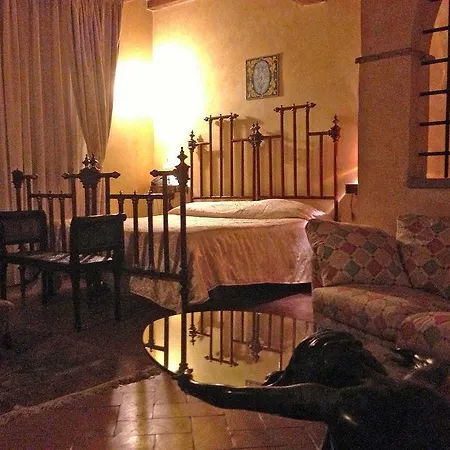 Hotel Residenza D'epoca Il Biribino 3*