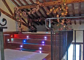德泊卡比瑞比诺住宿加早餐旅馆 3* 卡斯泰洛城