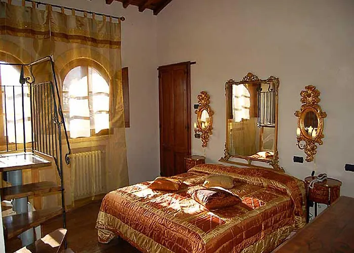 Residenza D'epoca Il Biribino فندق تْشيتّا دي كاستيلّو